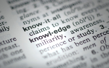 有关三国演义中故事情节的成语、歇后语