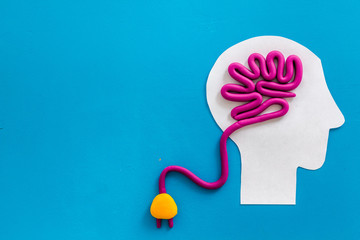 有关三国演义中故事情节的成语、歇后语