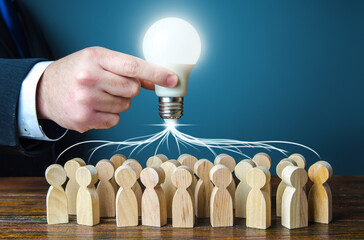 我是光荣的少先队手抄报内容写什么