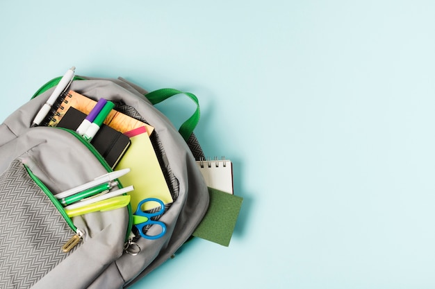 小米、华为、三星：当下三款主流折叠屏手机摸机对比