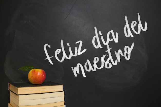 雨打梨花深闭门 千树万树梨花开